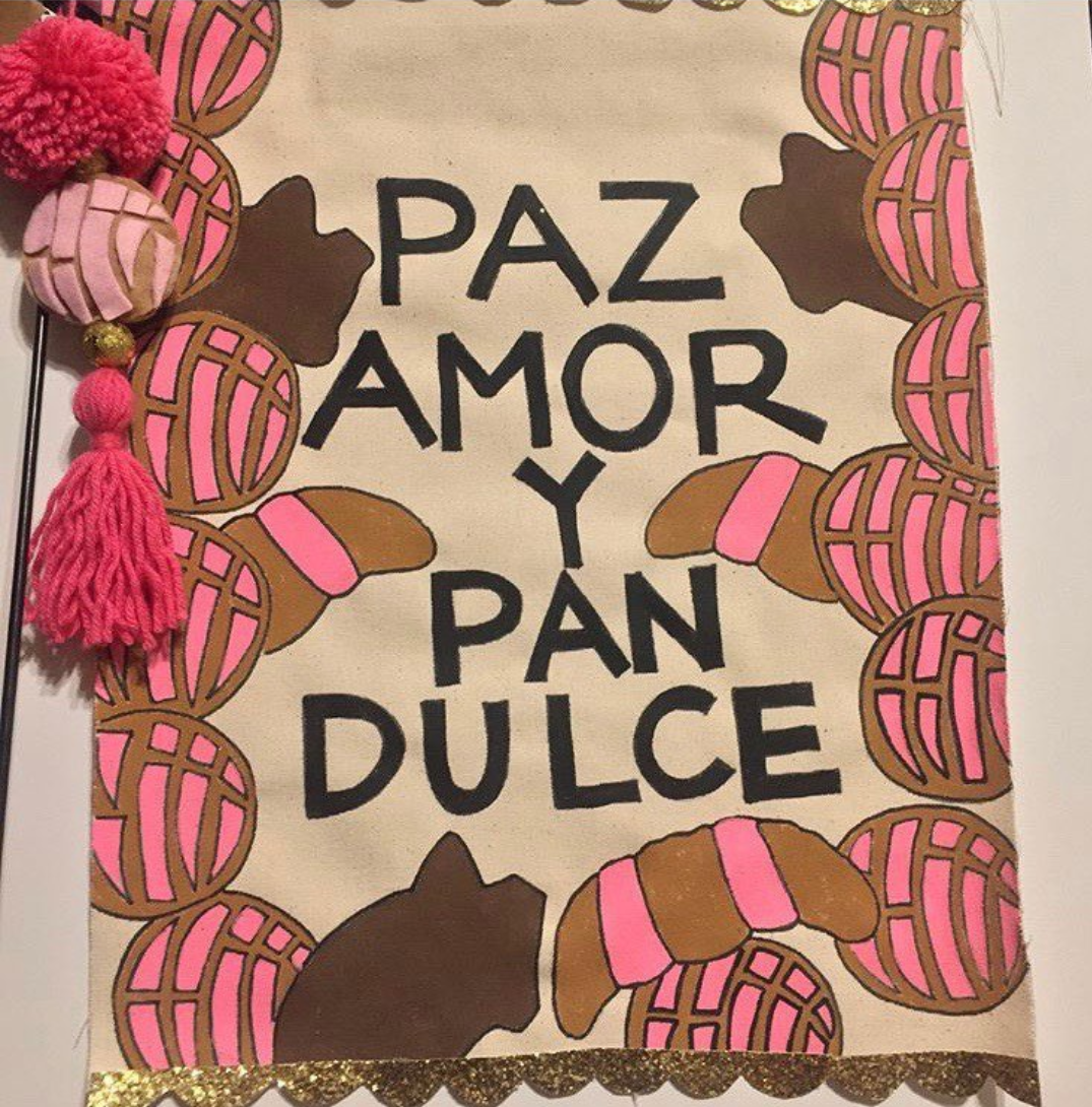 Paz Amor Y Pan Dulce Flag